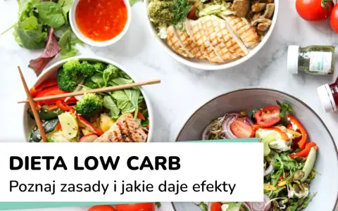 Kolorowe sałatki z kurczakiem i łososiem, idealne na dietę low carb. Zdrowe i sycące posiłki.